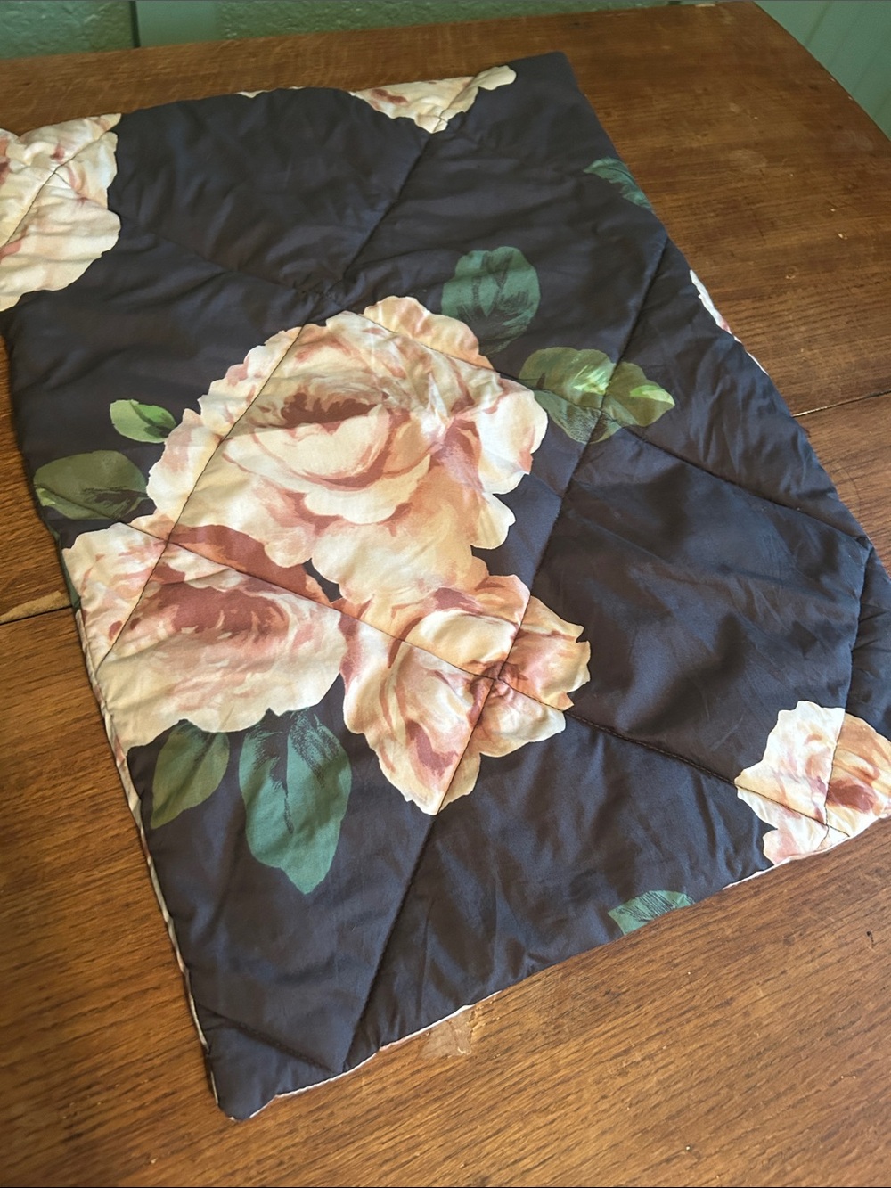 Bed of roses standard sham